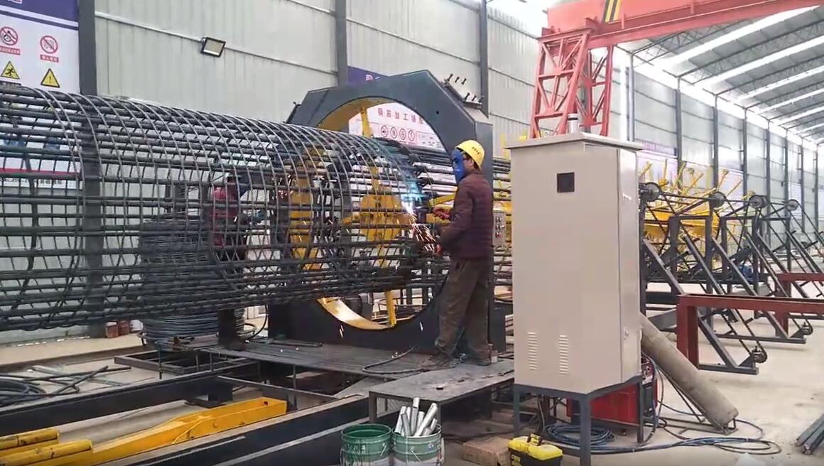 数控钢筋笼滚焊机